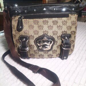 Vintage Guess Crossbody Bag - Tan/Brown Crown Medallion & Design